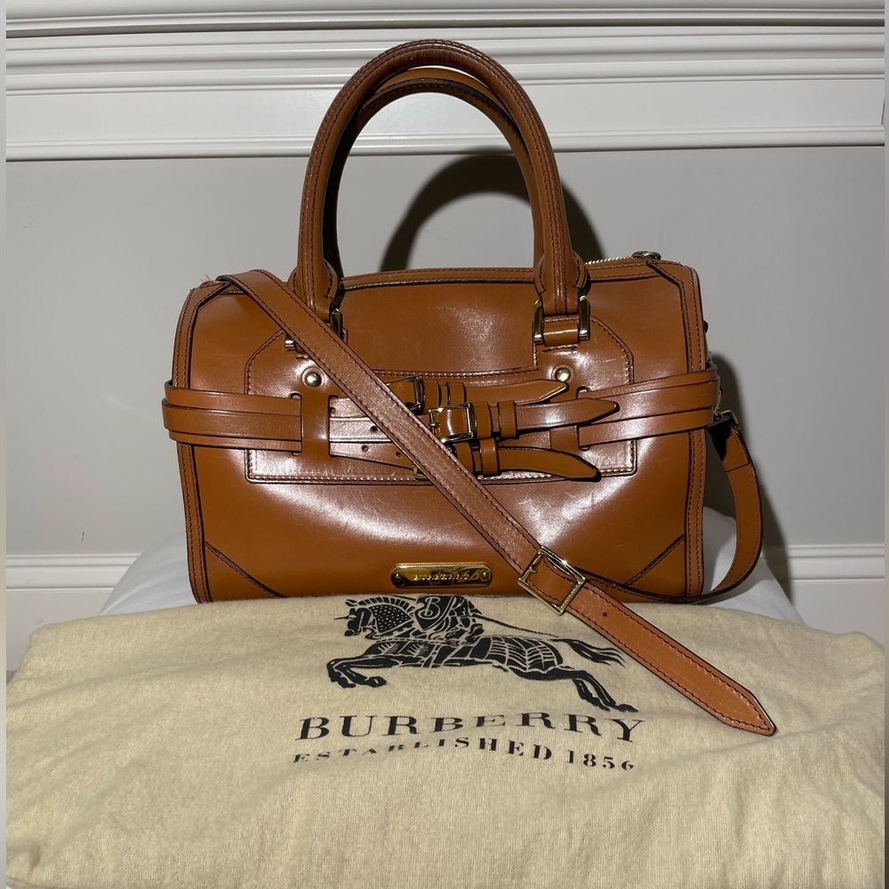 BURBERRY Alchester Bridle Belted DOCTORS Bag BROWN Purse Crossbody Leather ITALY - Picture 3 of 16